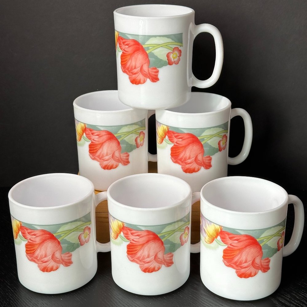 Arcopal France Milk Glass Coffee/Tea Cup/Mugs - Floral Pattern - Flowers Vintage
